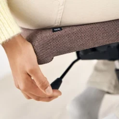 Krzesło Ergonomiczne Na Kółkach Wing Szaro-Oliwkowe, Re-Wool 648 Varier