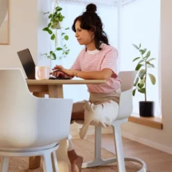 Krzesło Ergonomiczne Social Turn Białe Varier