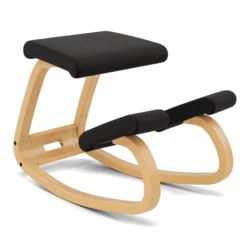 Krzesło Ergonomiczne Variable Czarne Re-Wool 198, Jasnobrązowe Drewno Varier