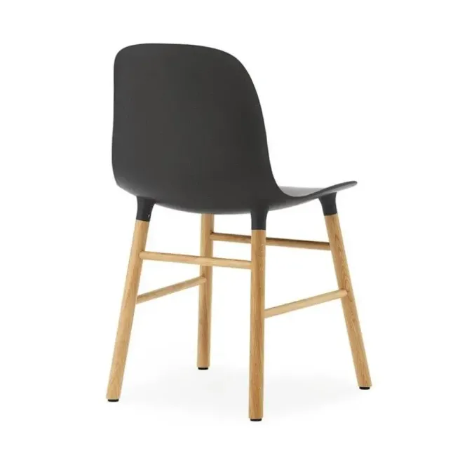 Krzesło Form Dębowa Podstawa Czarne Normann Copenhagen