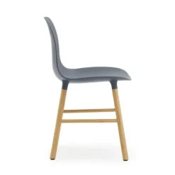 Krzesło Form Dębowa Podstawa Niebieskie Normann Copenhagen