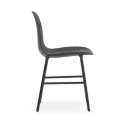 Krzesło Form Metalowa Podstawa Czarne Normann Copenhagen