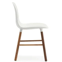 Krzesło Form Orzech Białe Normann Copenhagen