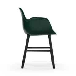 Krzesło Form Z Podłokietnikami Czarna Podstawa Zielone Normann Copenhagen