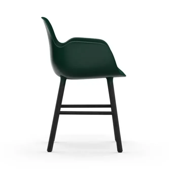 Krzesło Form Z Podłokietnikami Czarna Podstawa Zielone Normann Copenhagen
