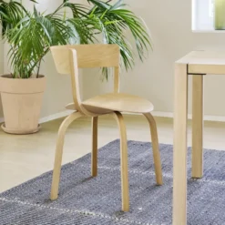 Krzesło 404 F Z Podłokietnikami Dębowe Gładkie Thonet