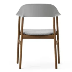 Krzesło Herit Z Podłokietnikami Ciemny Dąb Tapicerowane Szare Normann Copenhagen