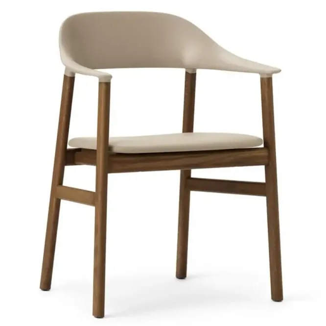 Krzesło Herit Z Podłokietnikami Ciemny Dąb Skórzane Piaskowe Normann Copenhagen