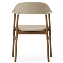 Krzesło Herit Z Podłokietnikami Ciemny Dąb Skórzane Piaskowe Normann Copenhagen