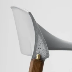 Krzesło Herit Z Podłokietnikami Ciemny Dąb Szare Normann Copenhagen