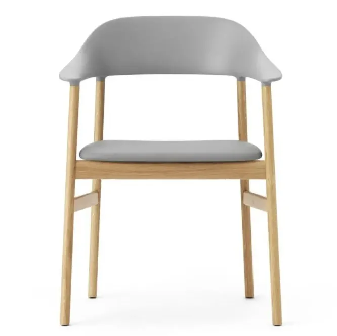 Krzesło Herit Z Podłokietnikami Jasny Dąb Skórzane Szare Normann Copenhagen