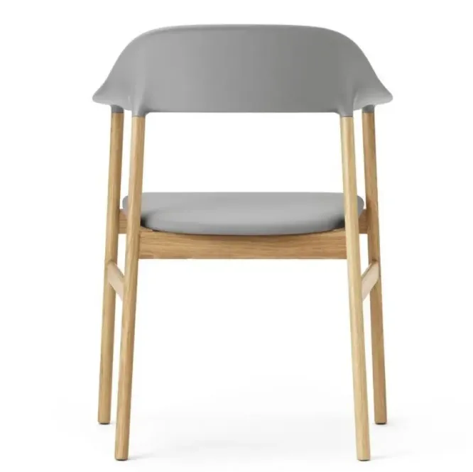 Krzesło Herit Z Podłokietnikami Jasny Dąb Skórzane Szare Normann Copenhagen