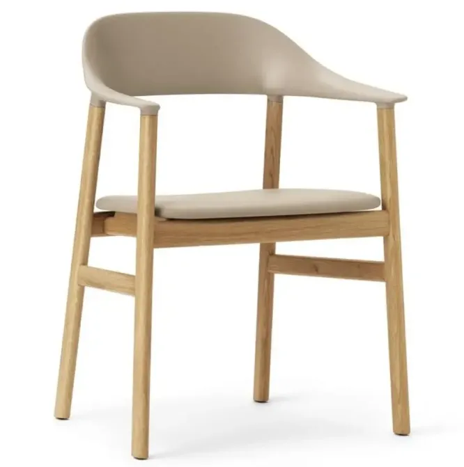 Krzesło Herit Z Podłokietnikami Jasny Dąb Skórzane Piaskowe Normann Copenhagen
