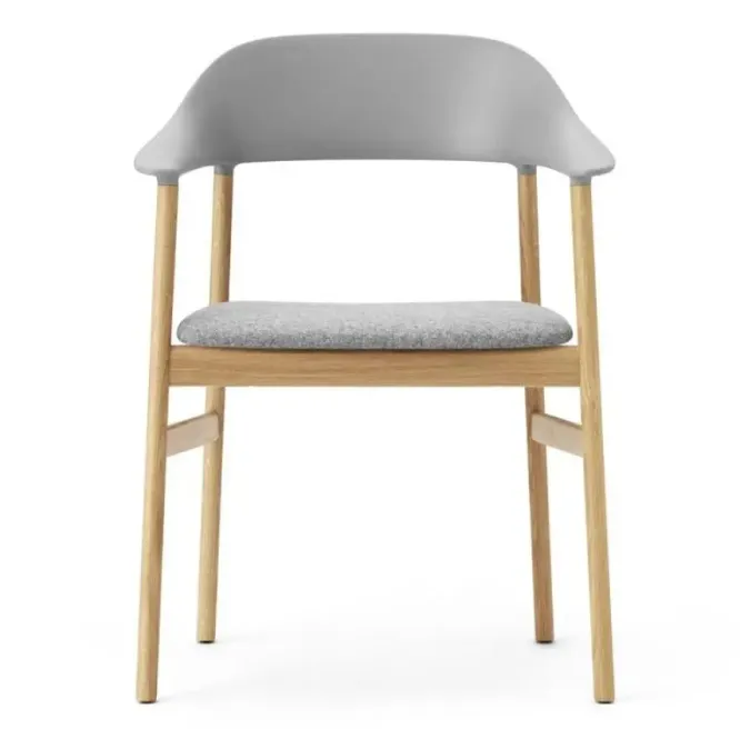 Krzesło Herit Z Podłokietnikami Jasny Dąb Tapicerowane Szare Normann Copenhagen