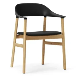 Krzesło Herit Z Podłokietnikami Jasny Dąb Skórzane Czarne Normann Copenhagen