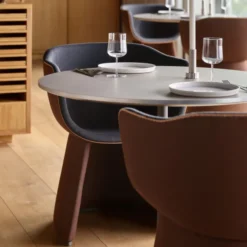 Krzesło Monolit Cm220 Ceglasto Beżowe Fritz Hansen