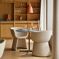 Krzesło Monolit Cm220 Kasztanowo Beżowe Fritz Hansen