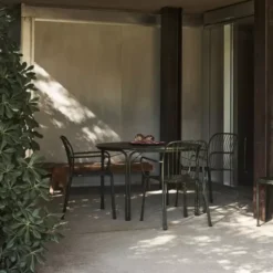 Krzesło Ogrodowe Thorvald Sc95 Brązowo-Zielone Andtradition