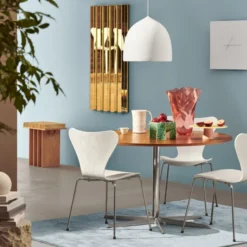 Krzesło Series 7 Fornir Barwiony Wenecka Czerwień Fritz Hansen