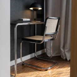 Krzesło S 32 V Czarne Wyplatane Thonet