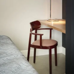 Krzesło Z Podłokietnikami 118 Spf Tapicerowane Thonet