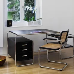 Krzesło Z Podłokietnikami S 64 V Czarne Wyplatane Thonet