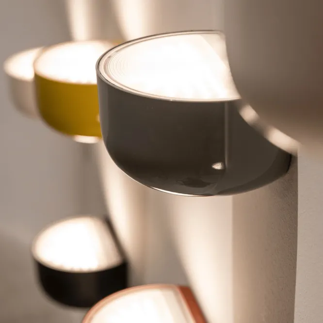 Lampa Ścienna Bellhop Żółta Flos