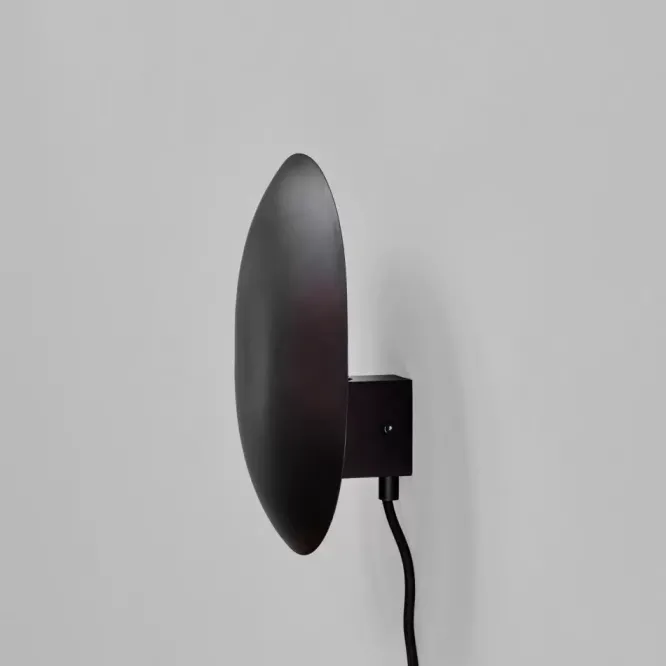 Lampa Ścienna Clam Czarna 101 Copenhagen