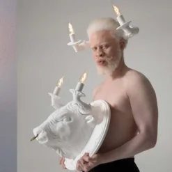 Lampa Ścienna Corrado Biała Karman
