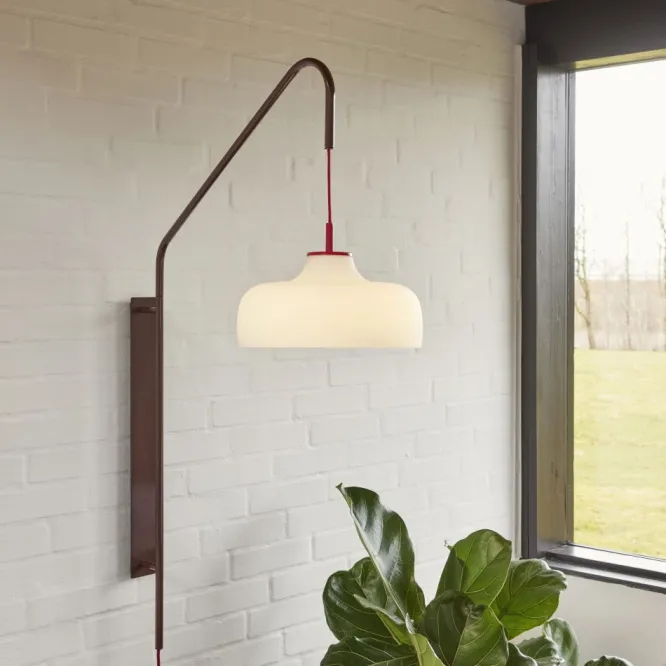 Lampa Ścienna Current Czerwona Hubsch