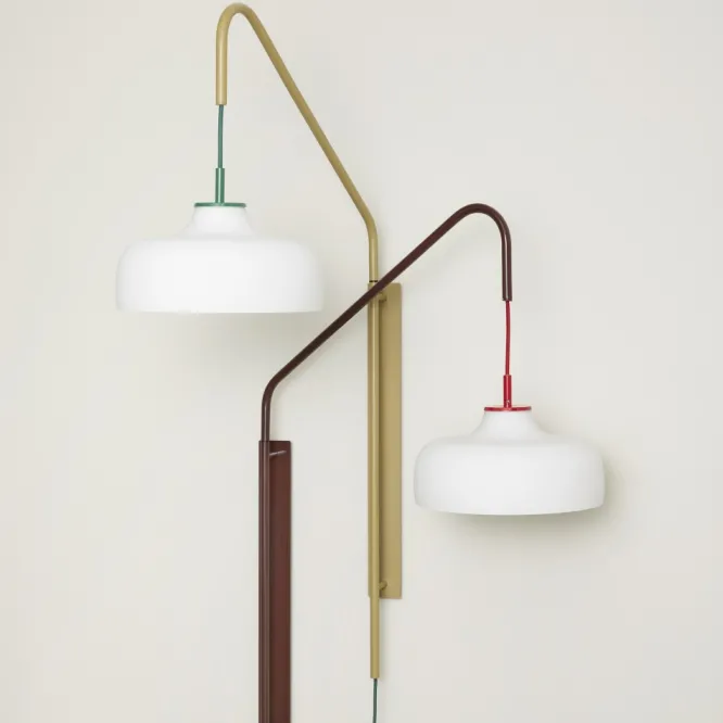 Lampa Ścienna Current Czerwona Hubsch