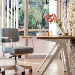 Lampa Ścienna Petite Potence Niebieska Vitra