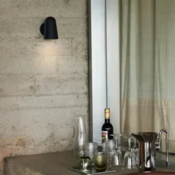 Lampa Ścienna Solid Sc104 Czarna Andtradition