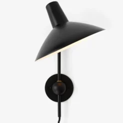 Lampa Ścienna Tripod Czarna Andtradition