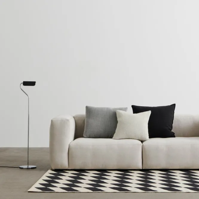 Lampa Podłogowa Apex Czarna Hay