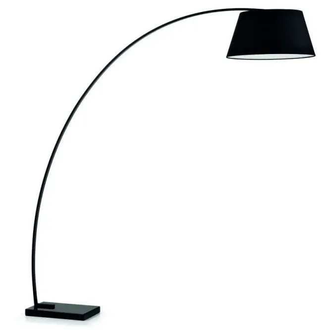 Lampa Podłogowa Chop Czarna Kave Home