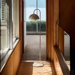 Lampa Podłogowa Flowerpot Vp12 Biała Matowa Andtradition