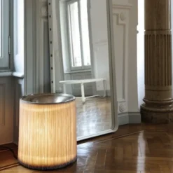 Lampa Podłogowa Model 597 Gubi