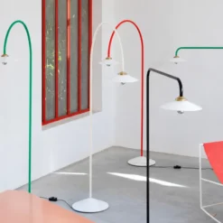 Lampa Podłogowa N°1 Czarna Valerie Object