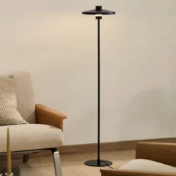 Lampa Podłogowa Nuvira Czarna Kave Home