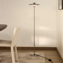 Lampa Podłogowa Nuvira Srebrna Kave Home