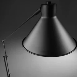 Lampa Podłogowa Odine Czarna Kave Home