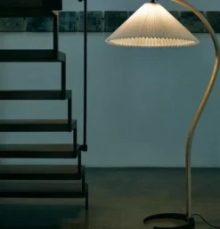 Lampa Podłogowa Timberline Gubi