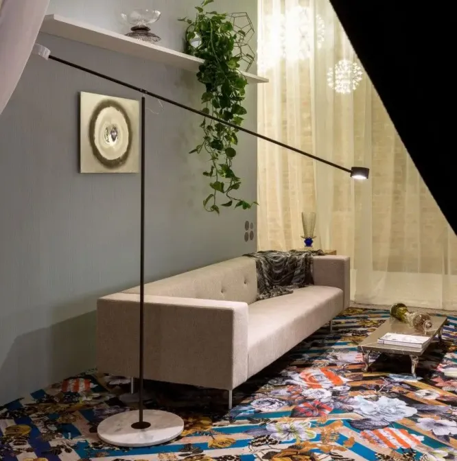 Lampa Podłogowa T-Lamp Moooi