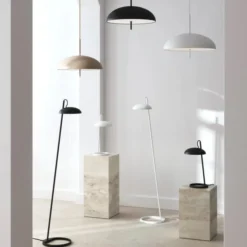 Lampa Podłogowa Versale Czarna