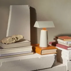 Lampa Stołowa Caret Mf1 Jasnoszara Andtradition