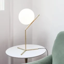 Lampa Stołowa Ic T1 High Mosiężna Flos