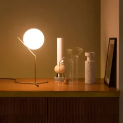 Lampa Stołowa Ic T1 High Mosiężna Flos