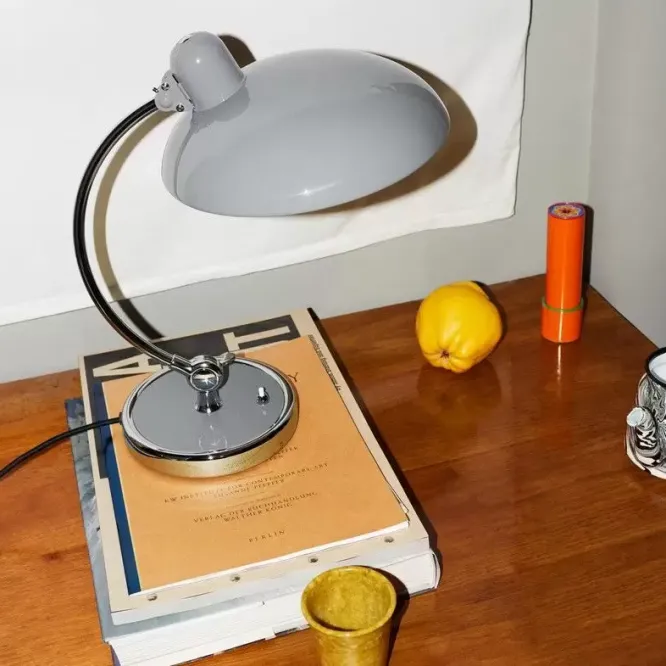 Lampa Stołowa Kaiser Idell Luxus Biała Fritz Hansen