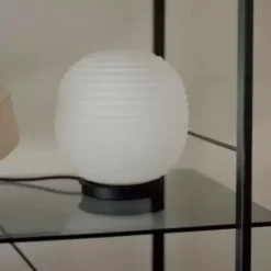 Lampa Stołowa Lantern Globe Mała New Works